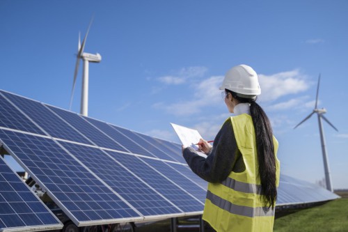 Top 5 Ngành Kỹ Thuật Đang 'Khát' Nhân Lực Nhất Tại Việt Nam Năm 2025