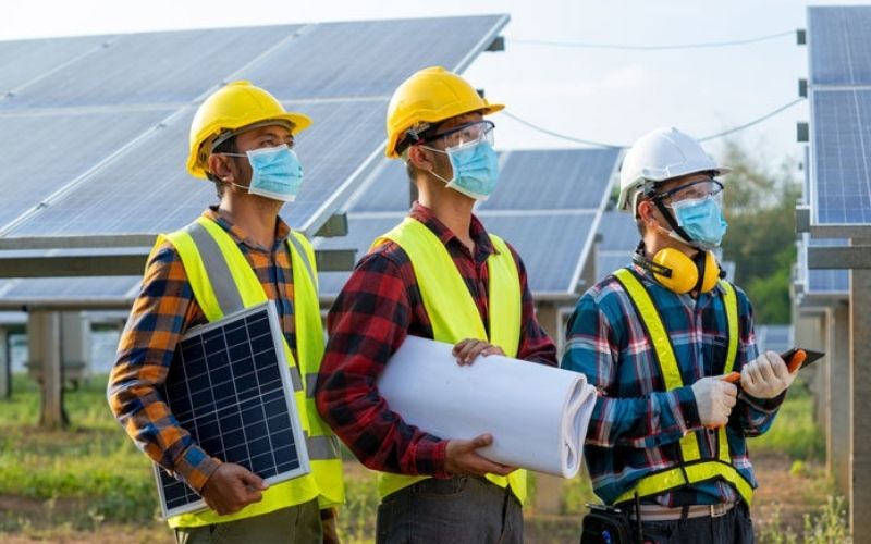 10 Công Ty Kỹ Thuật Hàng Đầu Việt Nam Đang Tuyển Dụng Kỹ Sư Lương Cao Năm 2025