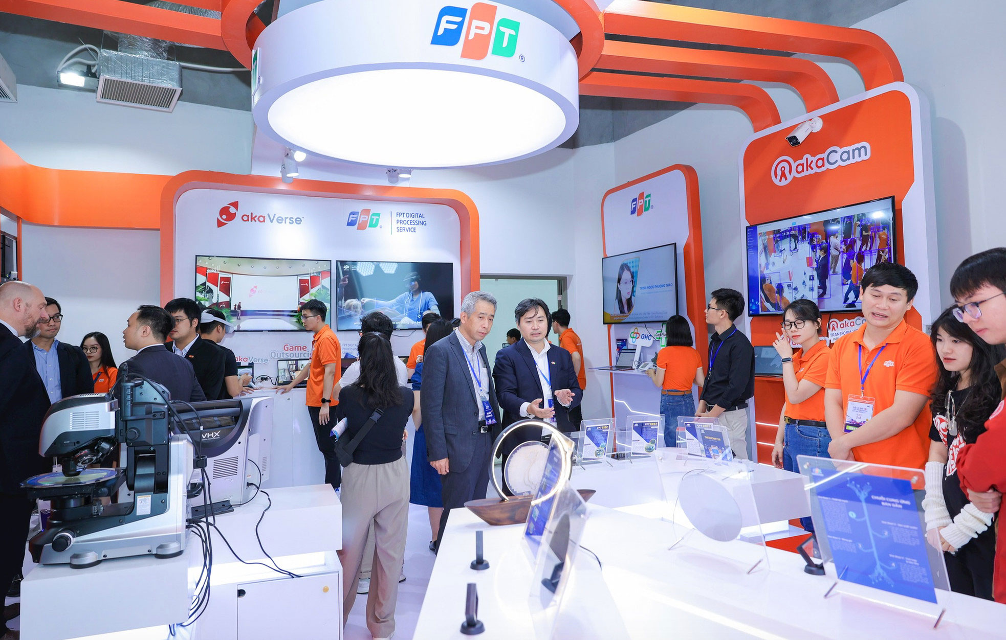 Tuyển Dụng Ngành Kỹ Thuật Năm 2025: Cơ Hội Mở Rộng, Cạnh Tranh Gia Tăng